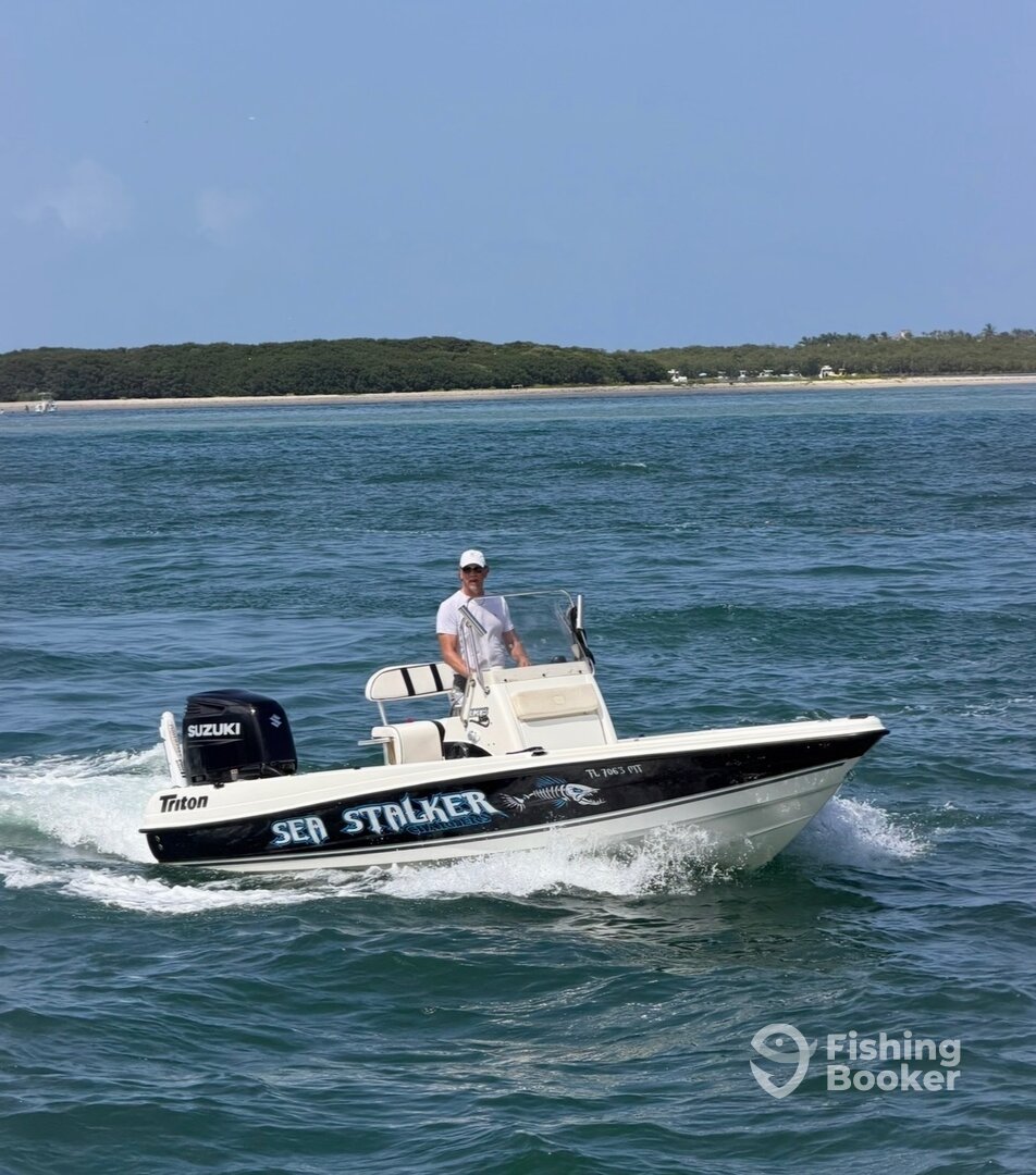 The Sea Stalker Triton with Captain Fernando aboard